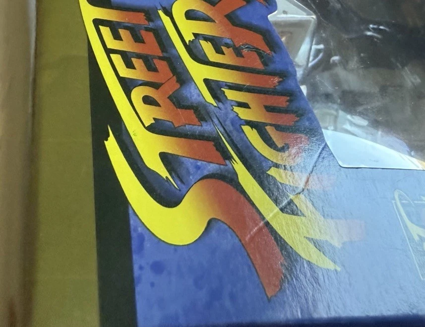 Transformers Street Fighter II x Optimus Prime Ryu vs Megatron M. Bison Foto 4 de 4