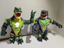 Beast Labs Shark &Raptor Action Figures Beast Creator Light Up Sound Toy