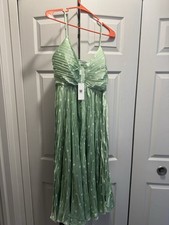 NWT ASTR the Label Maeve Pleated Midi Dress Green Polka Dot. New With Tags