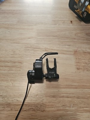 Mathews Ultrarest Integrate MX QAD- Black - Bow Rest- Left Hand Integrated