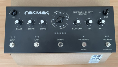 SOMA Laboratory Cosmos Drifting Memory Station Neuwertig
