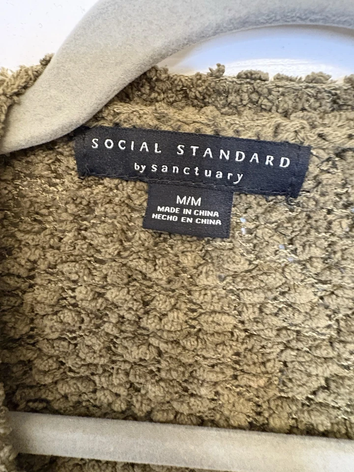 Social Standard by Sanctuary Olive Green Cardigan Sweater M Boucle Cropped Cozy - Image 4 of 4