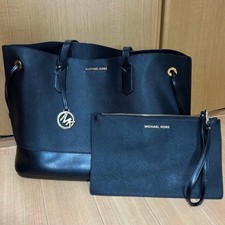 Borsa Michael Kors nera Saffiano tote bag con marsupio logo oro charm borsa...