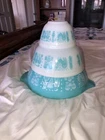 Vintage Pyrex Amish Butterprint Nesting Mixing Bowl Set of 3 Turquoise & White