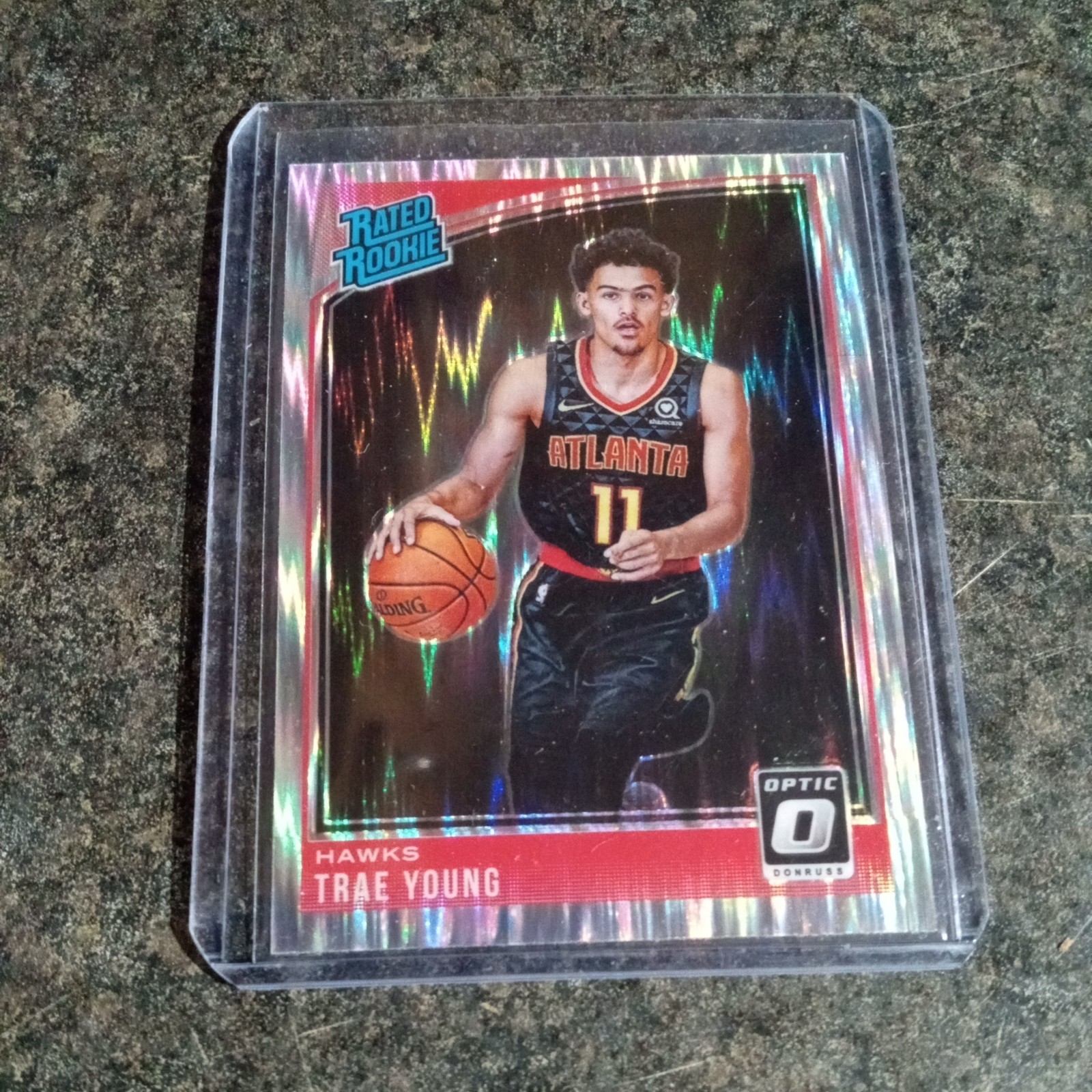 2018-19 Panini Donruss Optic - Rated Rookie Trae Young #198 Shock Prizm (RC)