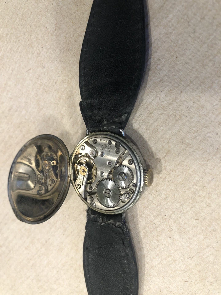 Vintage Solo 10 Juvels Hand Wind From 1950s Swiss Made Works Good - Image 3 of 4