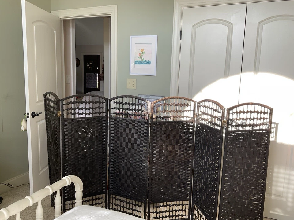 1970s Vintage 47” Rattan Wicker 6 Panel Boho Chic Mid Century Room Divider - Image 2 of 4