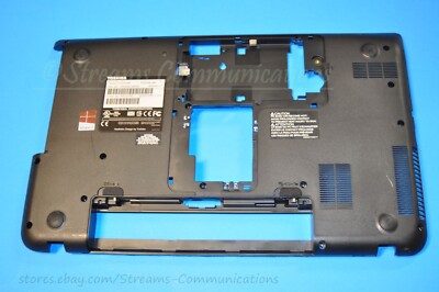 Custodia Inferiore Per Toshiba Satellite C55-A: Fondo Laptop Nero Usato In Buone Condizioni