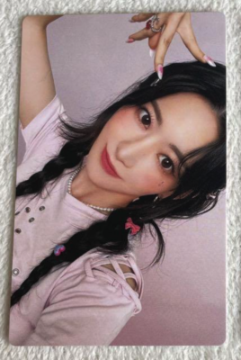 LE SSERAFIM Japan UNFORGIVEN Album Photo card weverse univassal PC