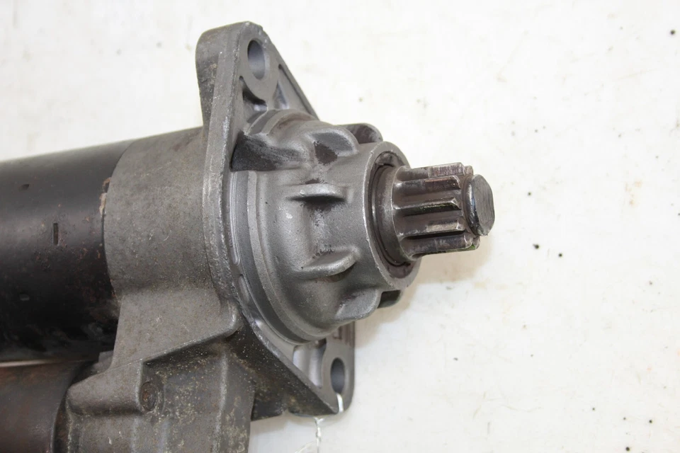 Motor de arranque Volkswagen Golf 2000-2004 1,8 L SR0830X OEM CG122 Foto 3 de 4