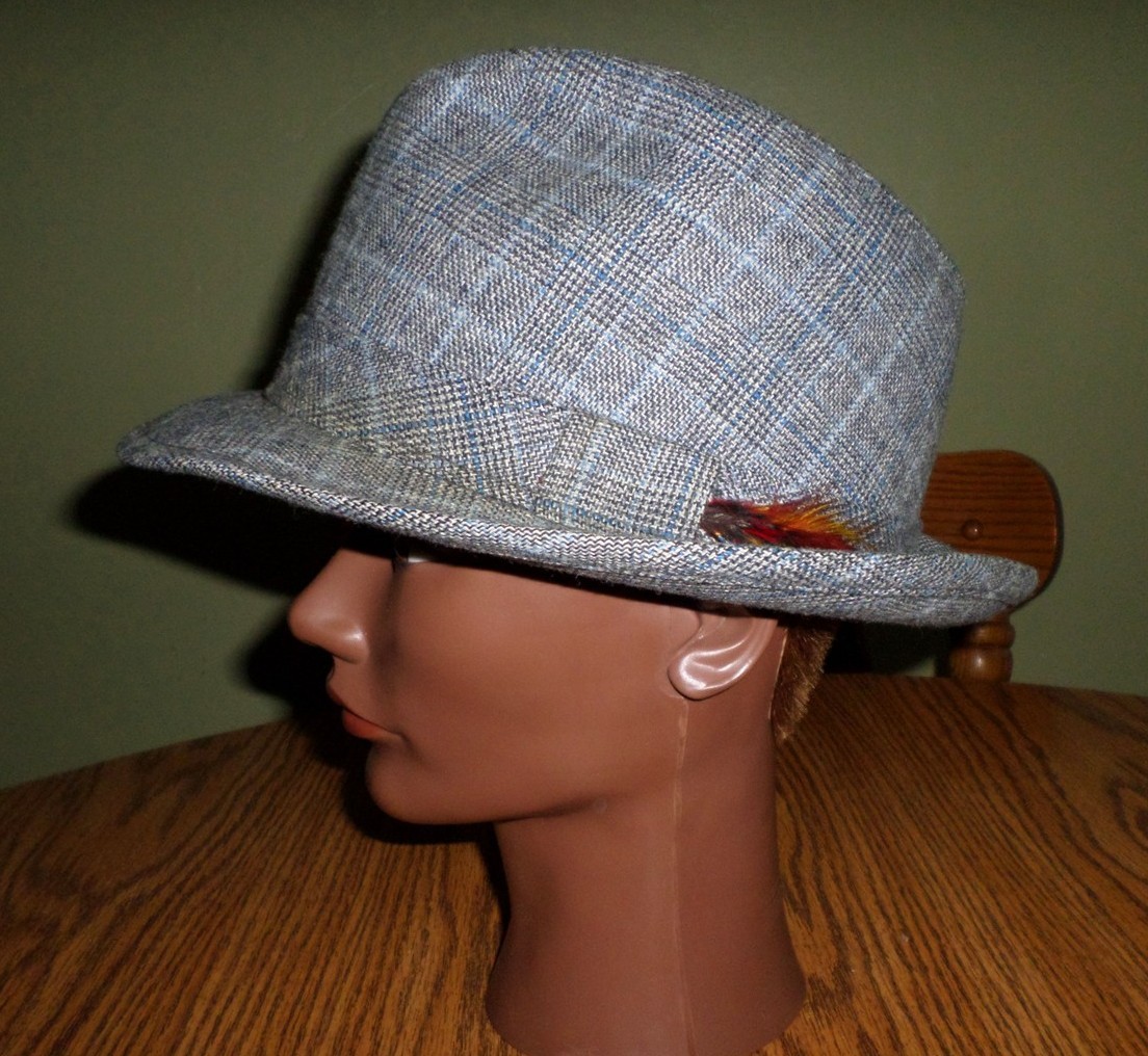 RICHMAN BROTHERS vtg med fedora hat 1960s plaid w/ feather RICHMAN BROTHERS vtg med fedora hat 1960s plaid w/ feather