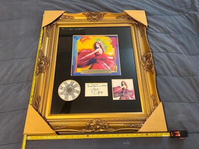 Taylor Swift Signed Autograph 28x32
