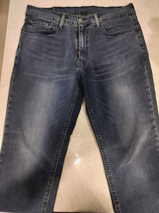 Levi's 541 35Wx30 Athletic Taper Men's Jeans