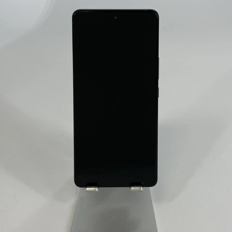 Teléfono ASUS ROG 9 Pro Negro 512 GB Desbloqueado - 16 GB de RAM - Excelente Foto 2 de 4