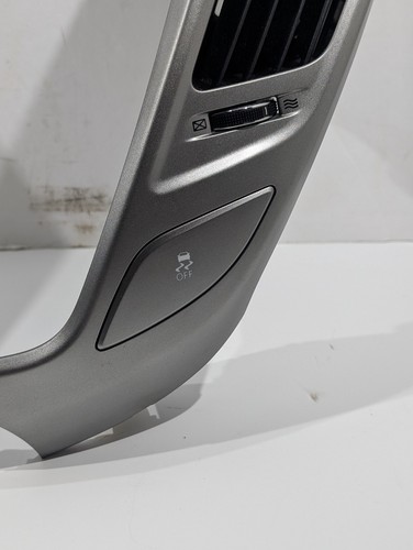 84740-2V110-PD5 2012-2017 Hyundai Veloster Center Dash Vent Trim Bezel Silver - Picture 5 of 14