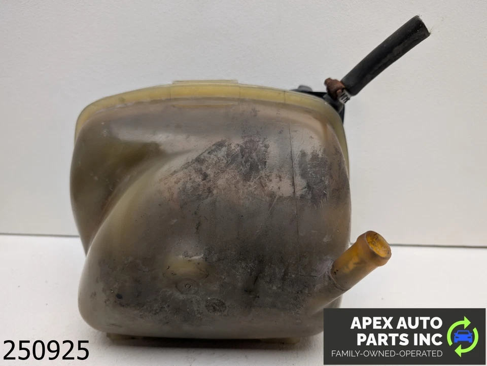 OEM 1988 Volkswagen Cabriolet 1.8L Coolant Reservoir Expansion Tank Foto 4 de 4