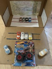 Hot Wheels Monster Trucks Gotta Dump With Arena Of Crushable Cars