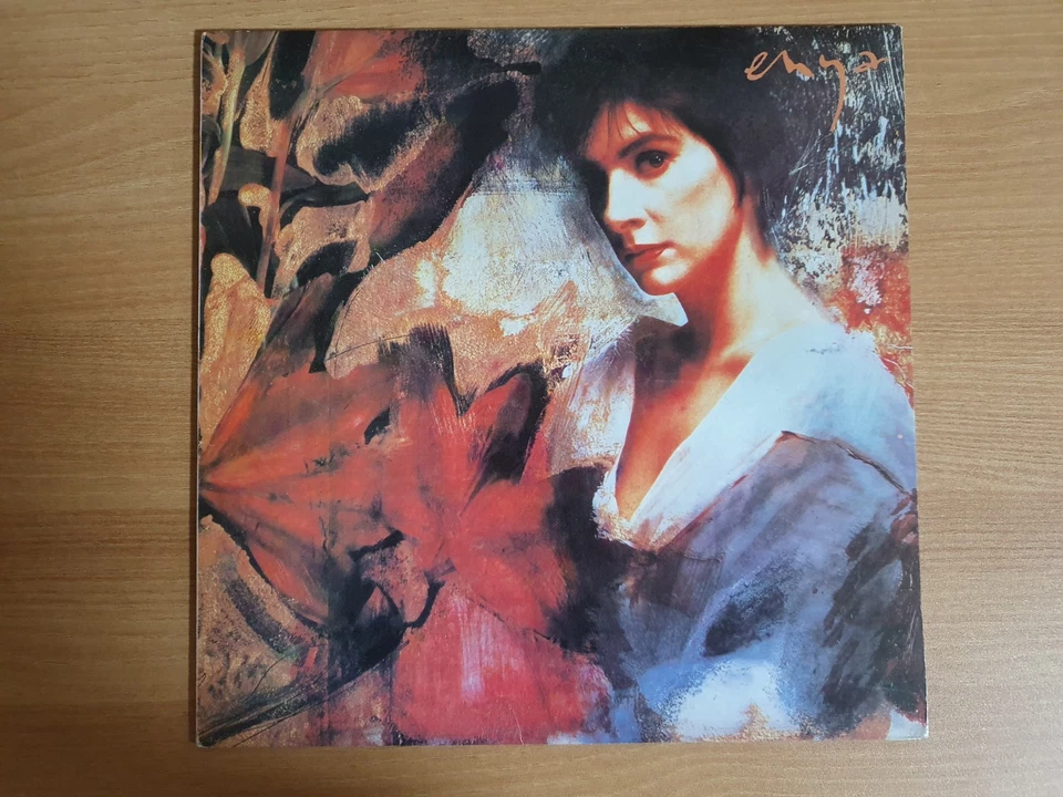 ENYA - Watermark Korea Vinyl LP 1990 INSERT No Barcode Foto 2 de 4