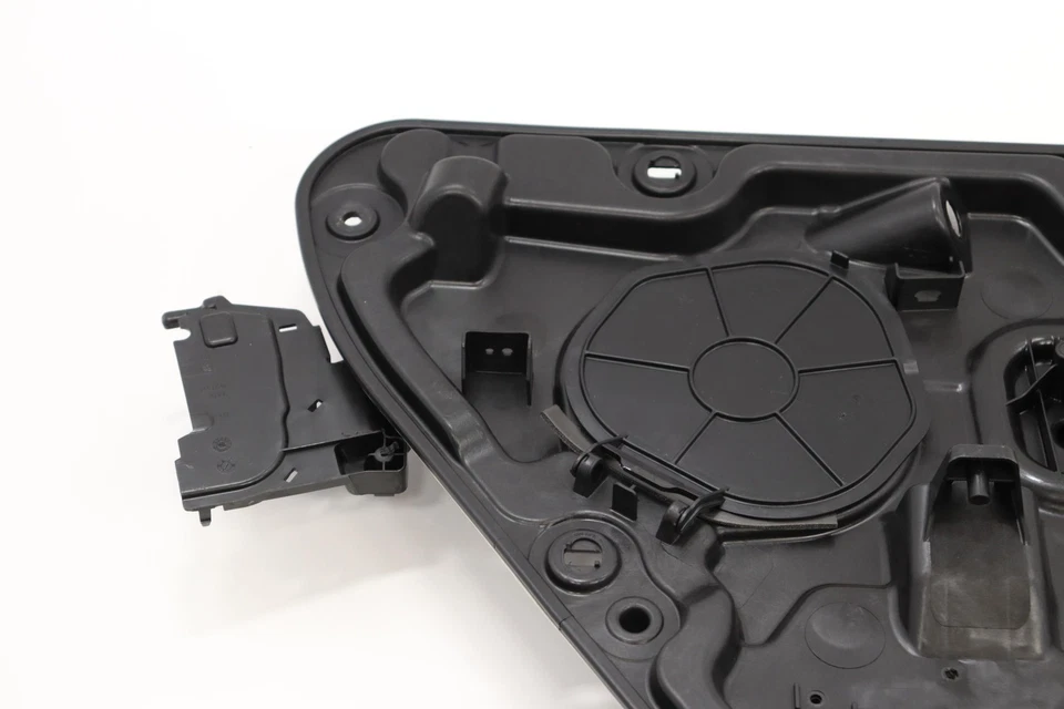 2011 - 2022 JEEP GRAND CHEROKEE WK PLACA REGULADORA DE JANELA PORTA TRASEIRA ESQUERDA FABRICANTE DE EQUIPAMENTO ORIGINAL - Imagem 2 de 4