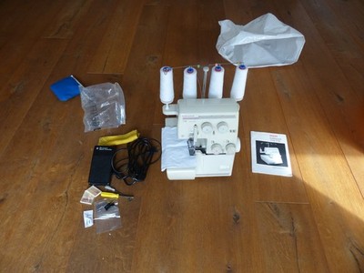 Nähmaschine Pfaff Hobbylock 776 mit Anleitung 4 Fäden Maschine (Fach26)