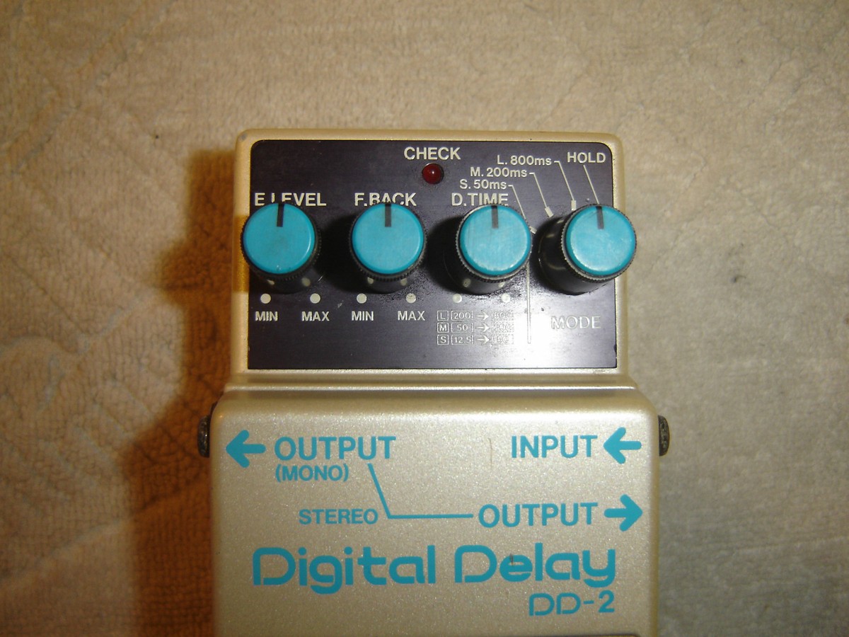 Boss DD-2, Digital Delay, Made in Japan, Vintage Guitar Pedal