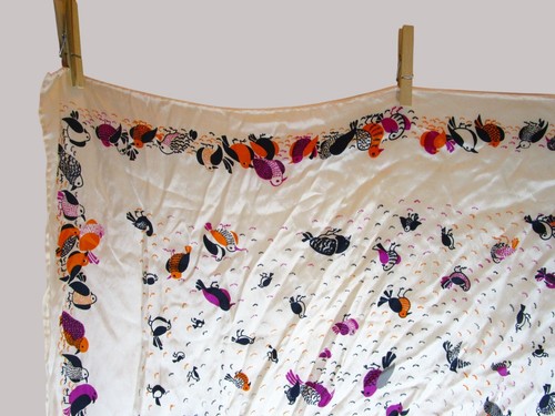 VTG Echo Colorful Birds Peach Orange Purple Navy Square Scarf 26" X 26" - Picture 14 of 16