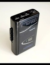 VINTAGE SANYO MGR69 PERSONAL STEREO - RADIO CASSETTE PLAYER Collectable 