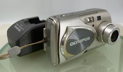 Olympus Mju-410 COMPACT DIGITAL CAMERA SILVER WITH CHARGER