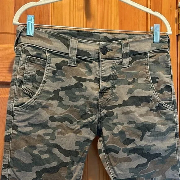 Pantalones de mezclilla True Religion camuflados finlandeses ajustados cintura ajustable talla 29 Foto 4 de 4