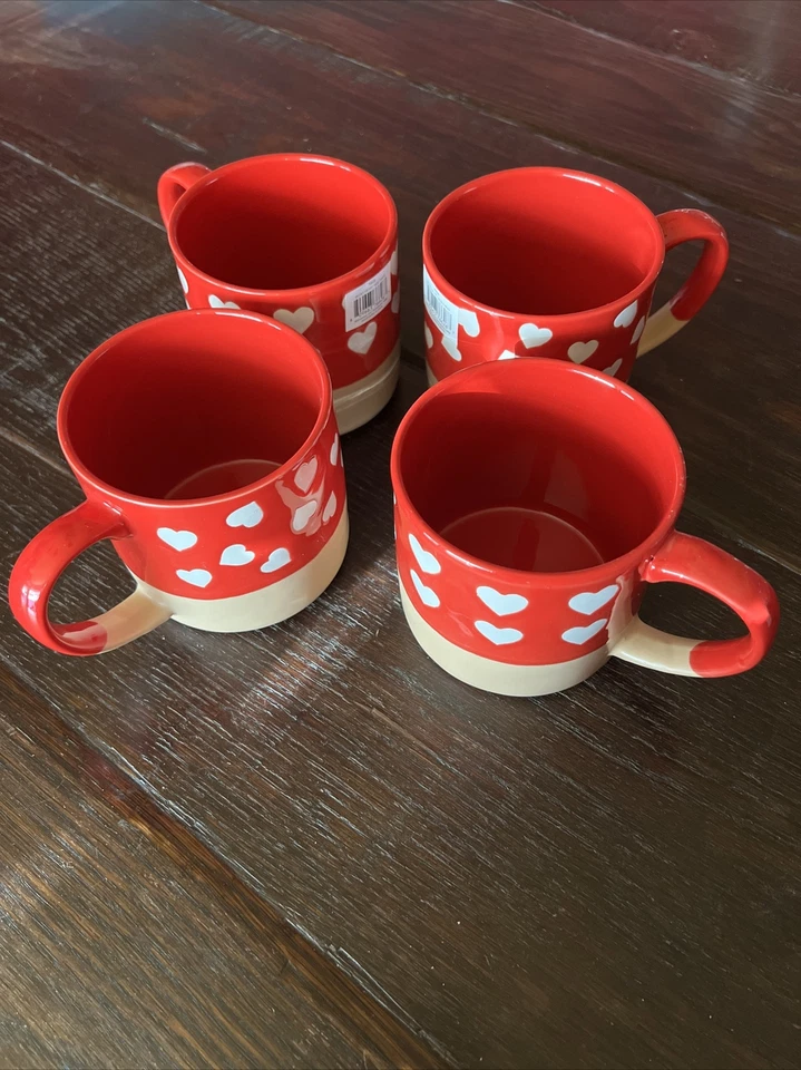 Spectrum Designz Coffee Mugs Hearts Set of 4 New with Tags Red White 18oz Love - Image 2 of 4