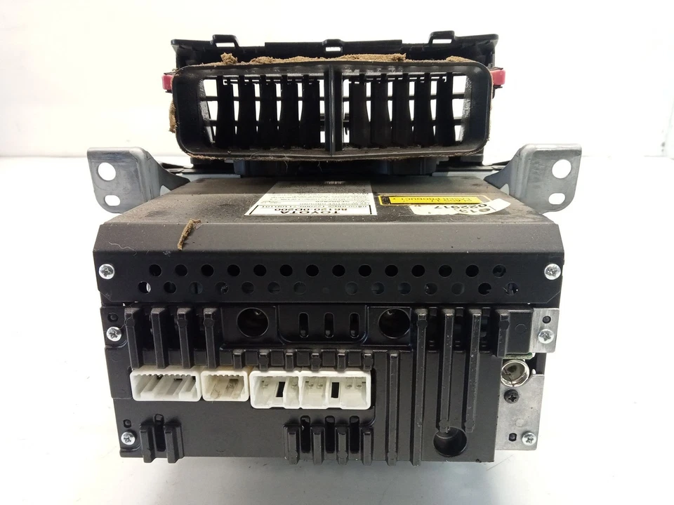 861200D200 AUDIOSYSTEM / RADIO-CD / 2411399 FÜR TOYOTA YARIS KSP9/SCP9/NLP9 BA - Bild 2 von 4