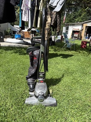 Kirby Sentria G10D Upright Vacuum Cleaner | Tested