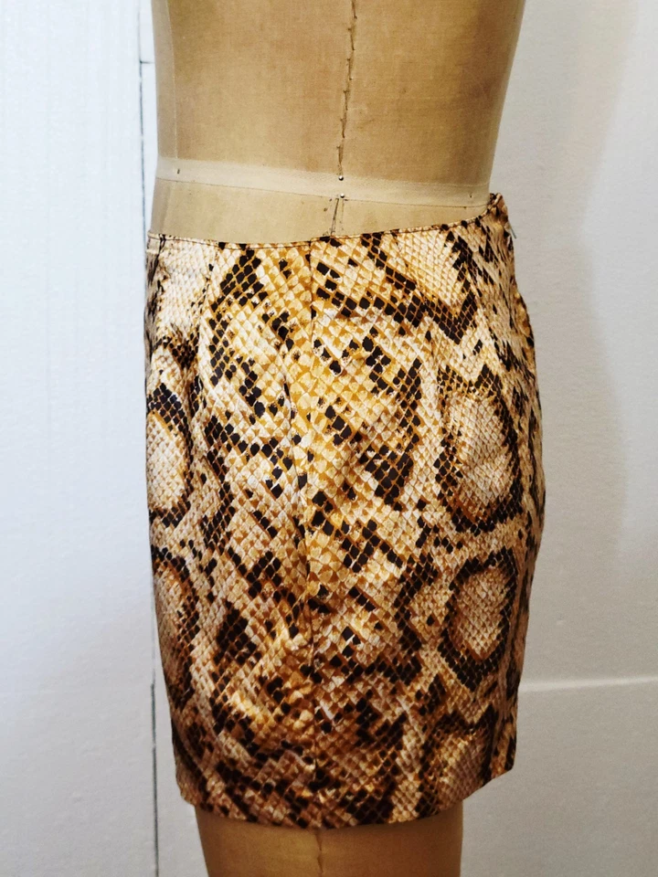 vintage 70s  satin snakeskin print shorts size small - Image 3 of 4