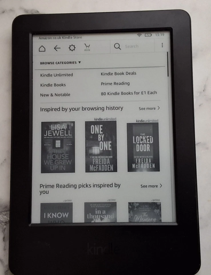 Amazon Kindle EBook Reader WP63GW Wi-Fi, Black - Image 2 of 4