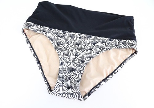 SWEATY BETTY L White Bikini Bottom Shell Pattern Stretch Swimwear Women