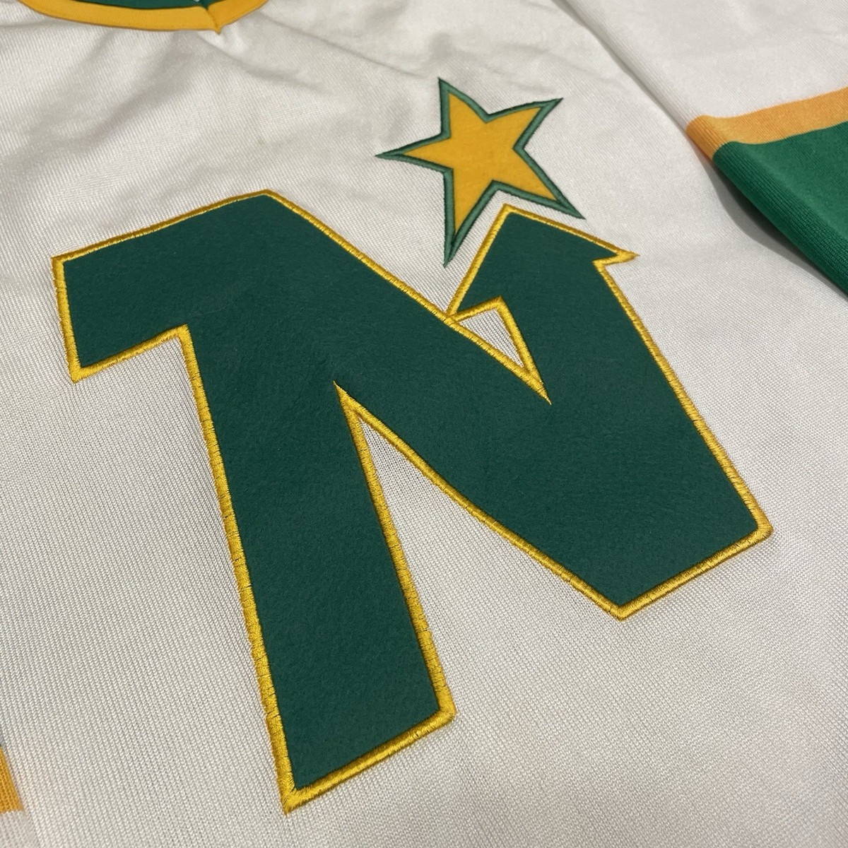 CCM Vintage Minnesota North Stars 1967 NHL Hockey Jersey White