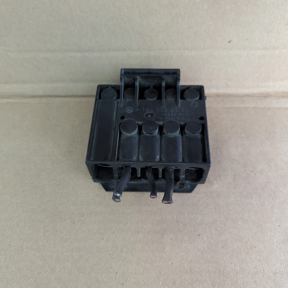 Relé de conexiones de caja de fusibles debajo del capó 97-04 Mercedes R170 SLK230 SLK32 AMG fabricante de equipos originales Foto 3 de 4