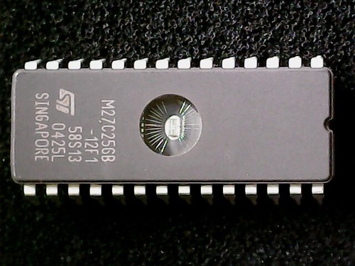5 Pezzi EPROM ST Micro M27C256B-12F1 150ns Cancellabili UV - Pulite E Pronte All'uso - Foto 5