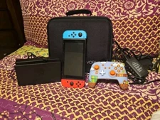 Nintendo Switch 32GB  Console - With Carrying Case, Controller, 128 Exta Space