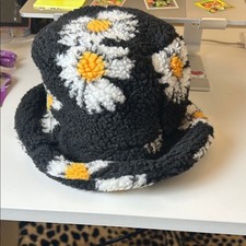 Floral teddy bear Bucket Hat no brand tag one size fit most