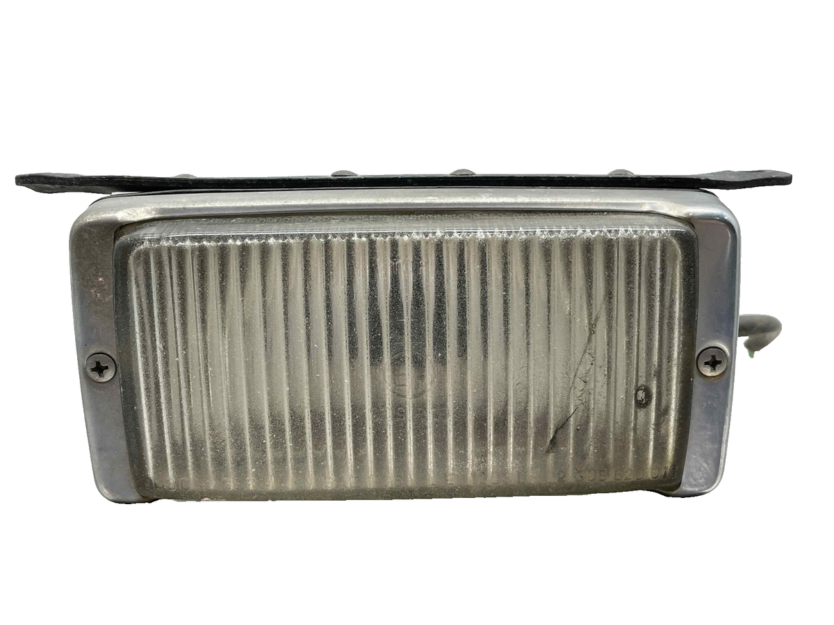 1981 Mercedes 380SL Fog Light Park Lamp Driver Left Front OEM