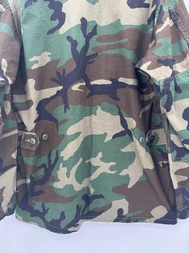 US Military Hot Weather Woodland Camo Combat Button Up Topcoat Mens Size Medium - Picture 4 of 6