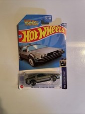 HOT WHEELS *BACK TO THE FUTURE* *DELOREAN TIME MACHINE* *SEALED*
