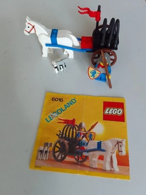 LEGO Castle 6016 Knights' Arsenal