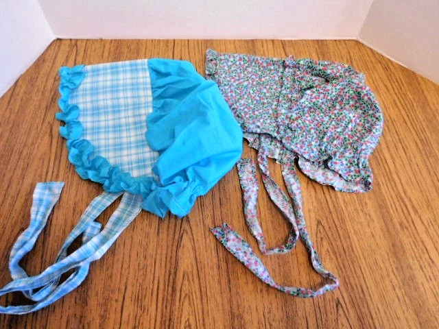 2 Handmade Pioneer Sun Bonnets Hats ~EXCELLENT~ FREE SHIPPING~
