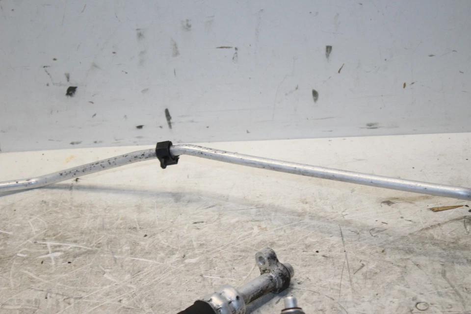 Juego de líneas y mangueras Hummer H2 2003-2007 6,0 aire acondicionado OEM Foto 4 de 4