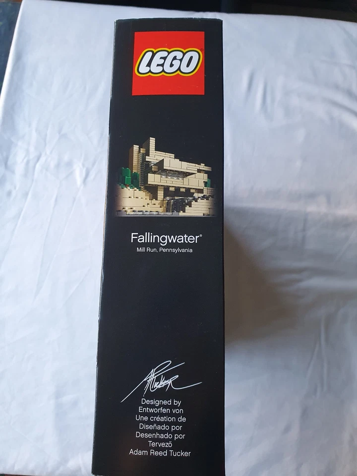 Lego Architecture Fallingwater 21005 Retired Set Official "NEW" SEALED - Image 4 of 4
