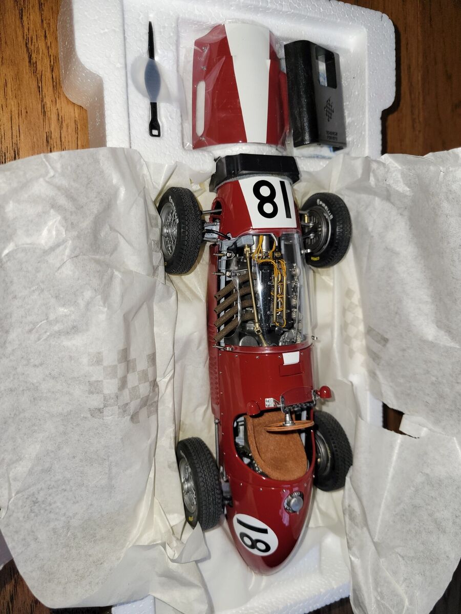 1952 FERRARI 500 F2 SHORT NOSE MOTOBOX EXOTO #GPC97195 1:18 RETIRED 1952 FERRARI 500 F2 SHORT NOSE MOTOBOX EXOTO #GPC97195 1:18 RETIRED