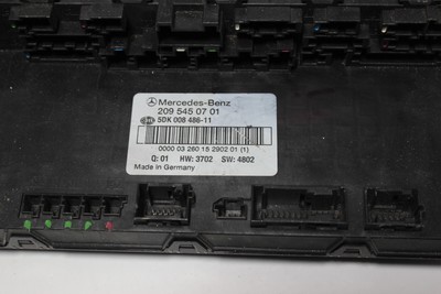 ECU Control Module Fuse # 2095450701 / 5DK008486-11 # Mercedes 