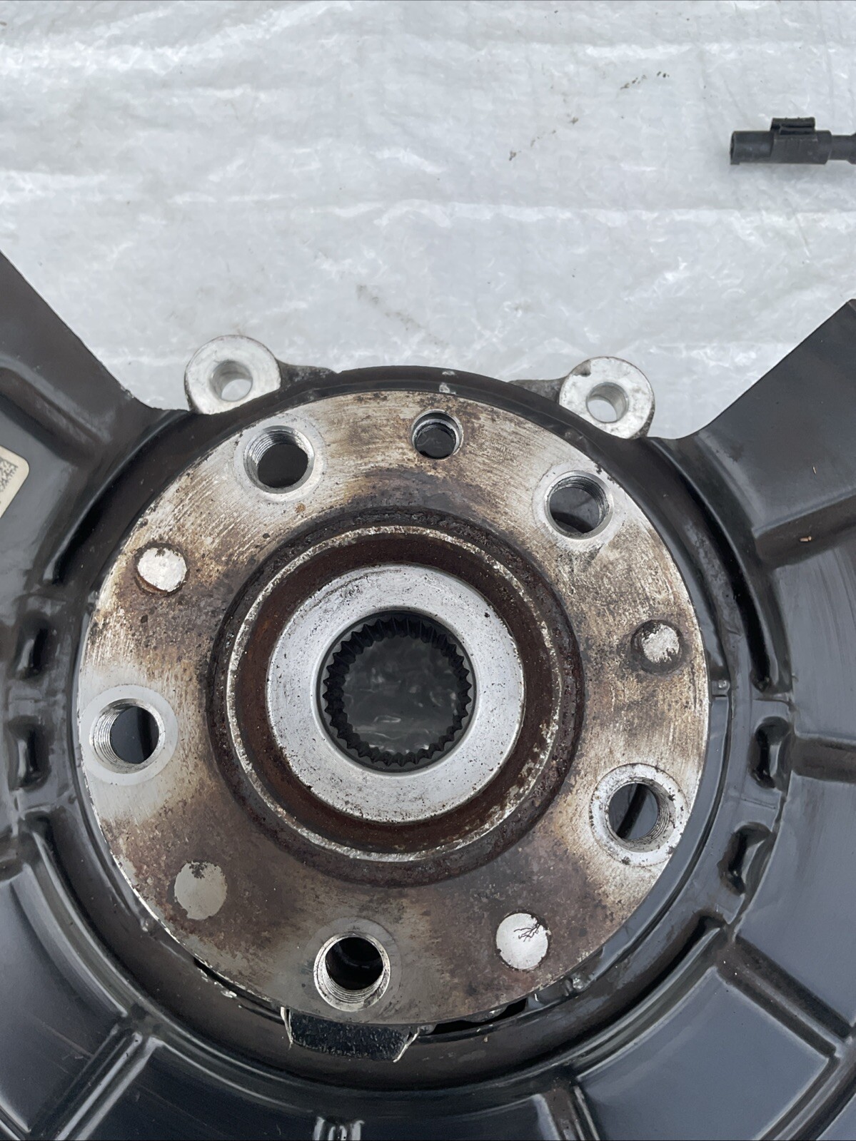 14-17 Maserati QuattroPorte Rear Right Wheel Spindle Knuckle Bearing OEM 19K